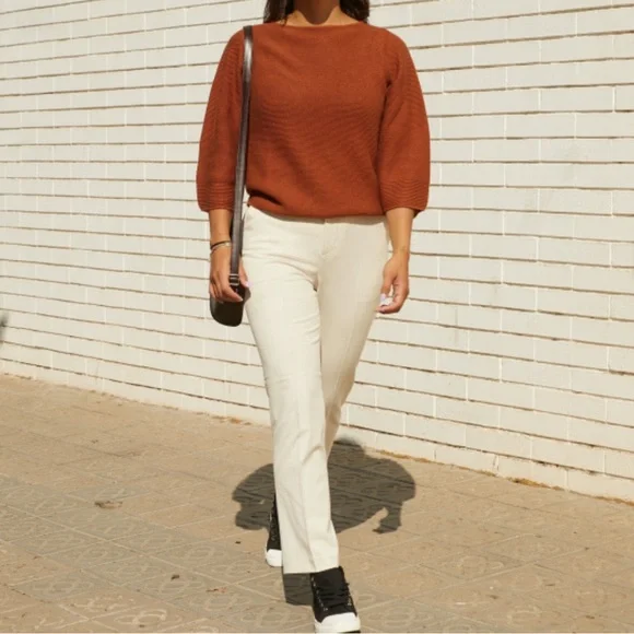 Uniqlo Women's Sweater - Brown - Picture 2 of 8